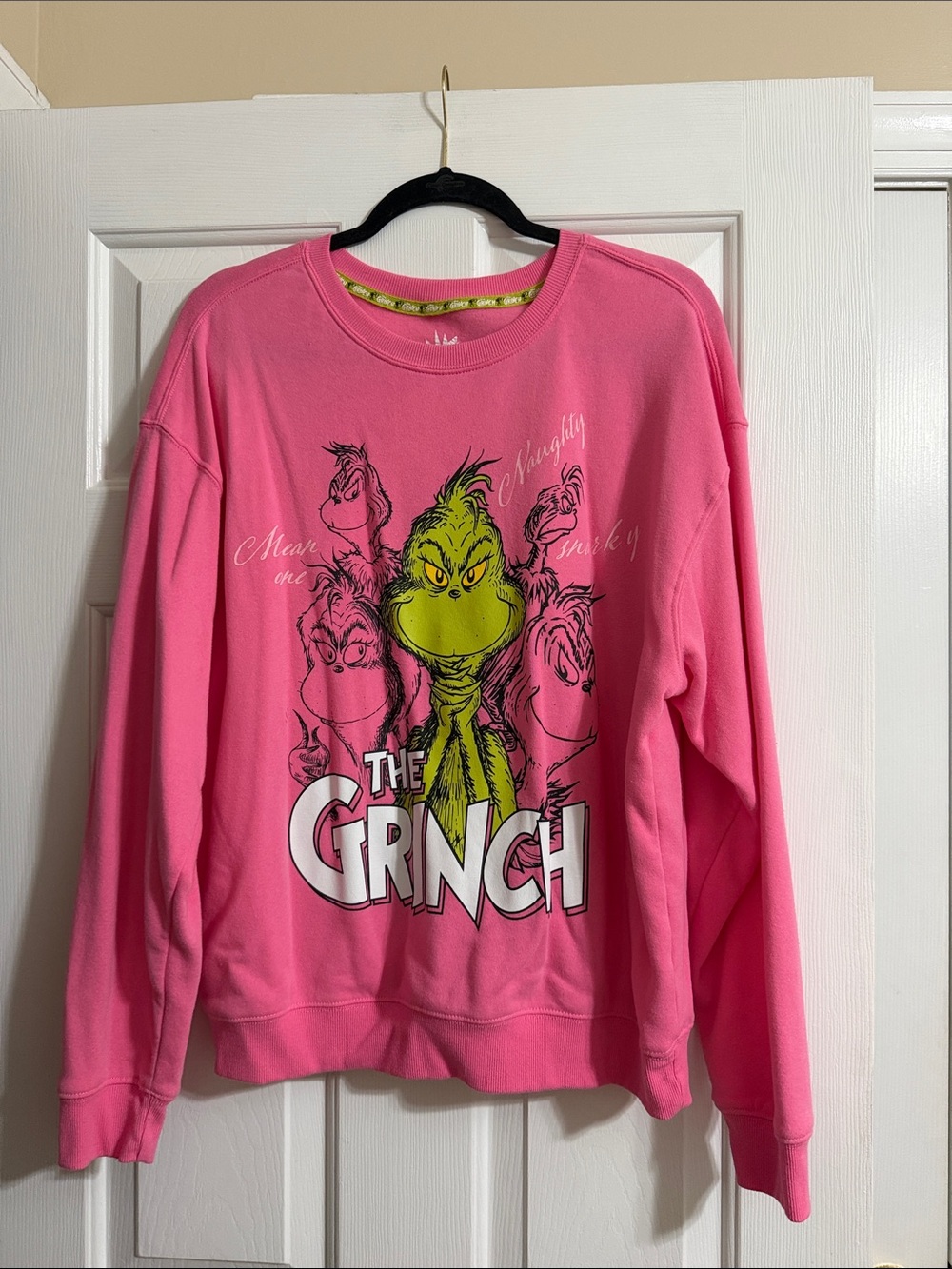 The Grinch Pink Black Green Graphic Long Sleeve Christmas Grinch Sweatshirt XL